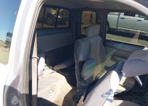 1997 Toyota Tacoma z USA, uszkodzony, nr VIN 4TAWM72N0VZ272076